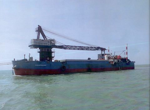 Crane barge CB. Bumitama Jaya